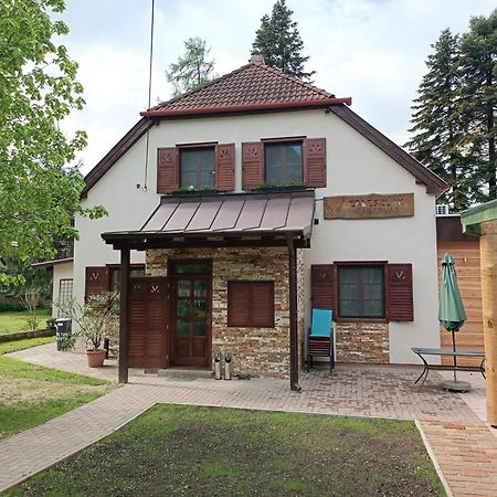 Hethazpuszta Erdeszlak Hotel Isztimér Exterior foto